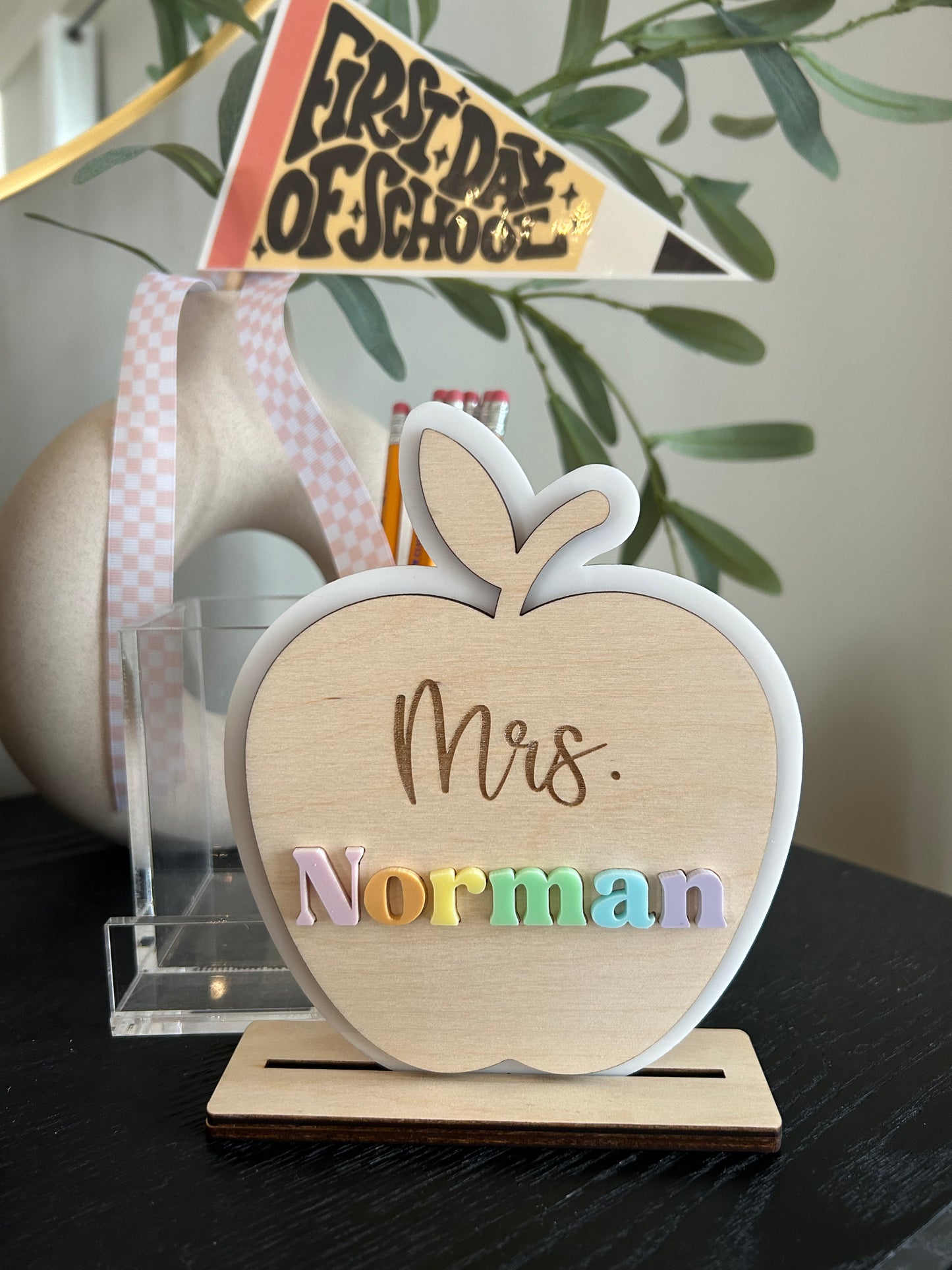 Personalized Apple Desk Sign